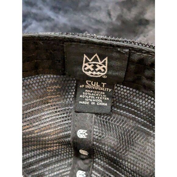 Cult Of Individuality snap back hat in good condition. - Picture 8 of 8